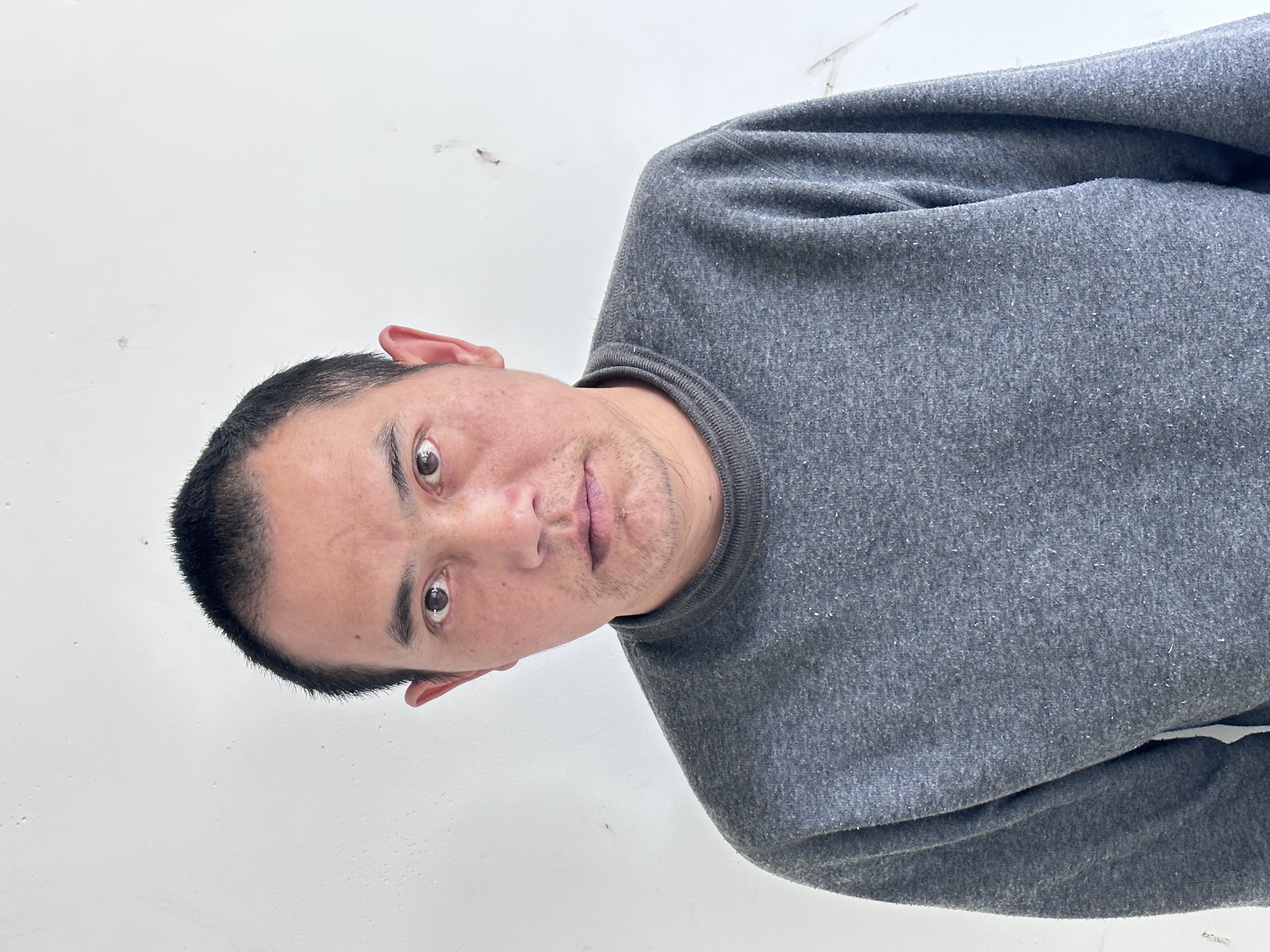 走失者照片 黔西南州寻亲：中年男子被救助，穿迷...