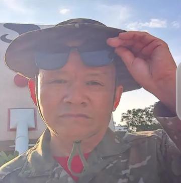 走失者照片 红河州个旧市寻人：六旬老人走失，穿...
