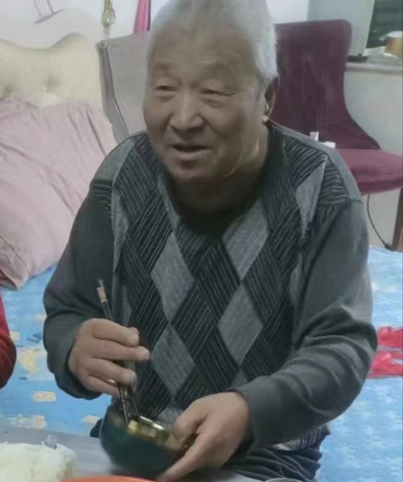 走失者照片 松原急寻：七旬老人走失，患小脑萎缩...