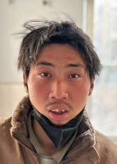 走失者照片 平顶山寻亲：18岁少年被救助，穿棕...