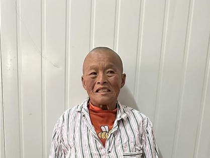 走失者照片 来宾寻亲：五旬女子被救助，高1米5...