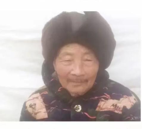 走失者照片 内江急寻：八旬老人走失，戴帽子，穿...