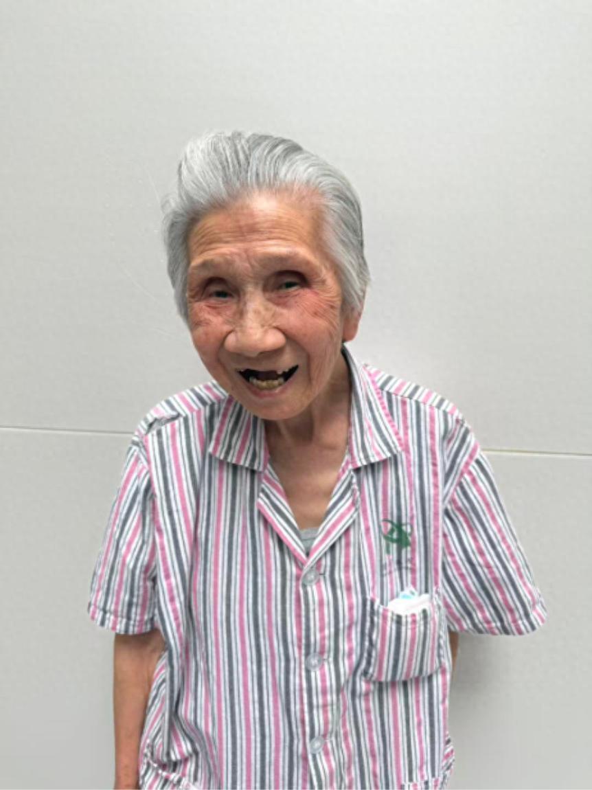 走失者照片 乌鲁木齐市寻亲：八旬老太被救助，自...