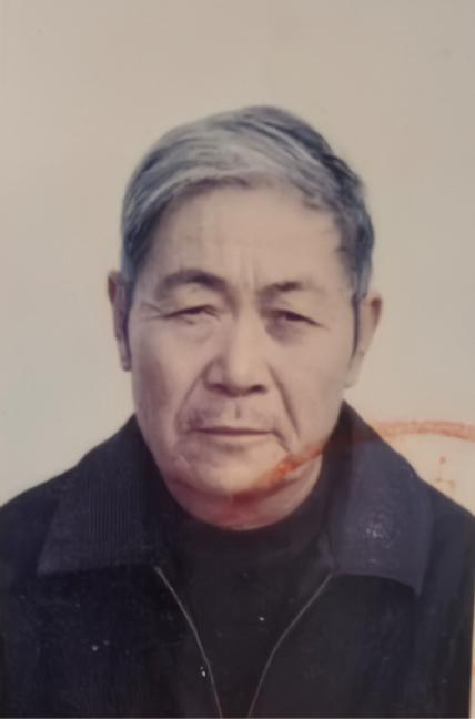 走失者照片 信阳市寻人：八旬老人走失，穿灰色衣...