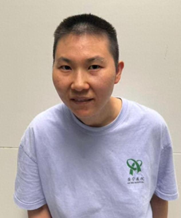 走失者照片 乌鲁木齐市寻亲：五旬女子被救助，自...