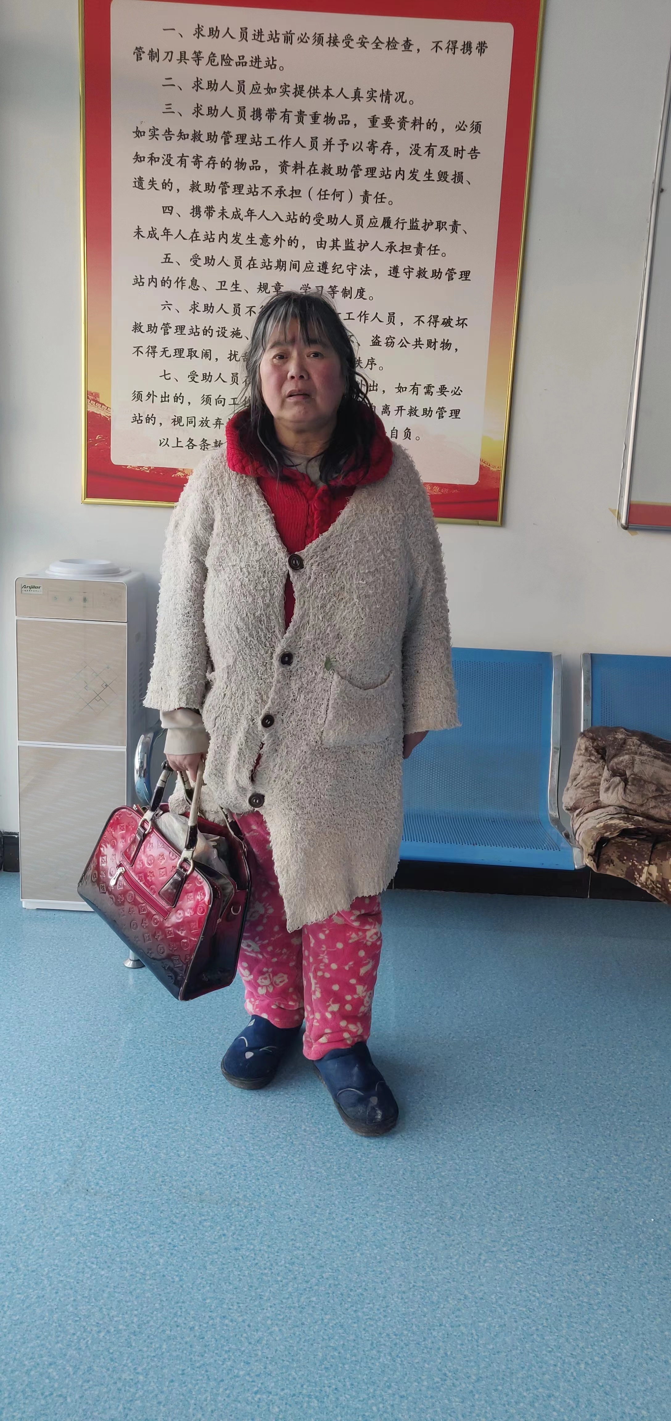 走失者照片 周口寻亲：六旬老太被救助，自述叫贾...