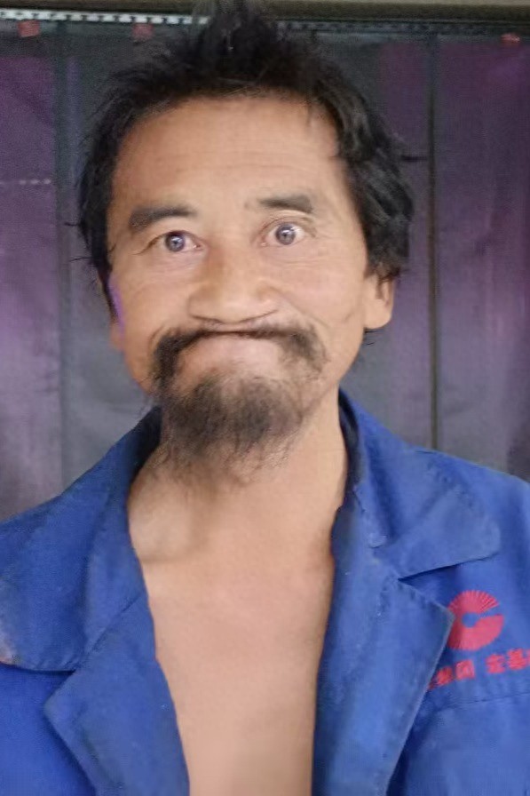 走失者照片 包头市寻亲：中年男子被救助，自述叫...