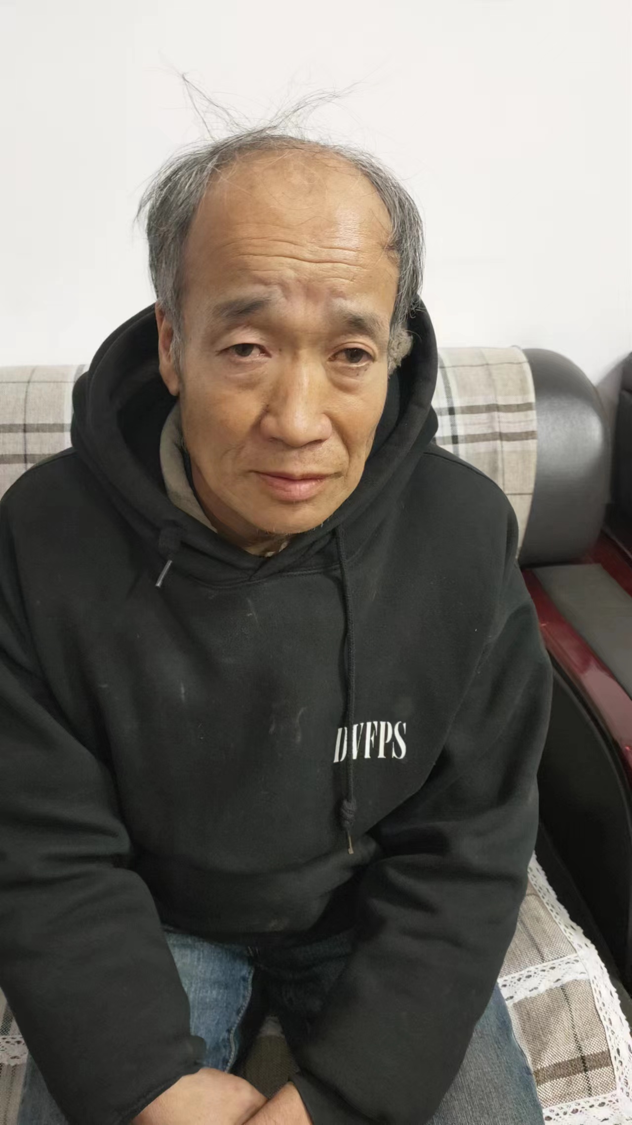 走失者照片 阜新寻亲：六旬老人被救助，自述叫王...
