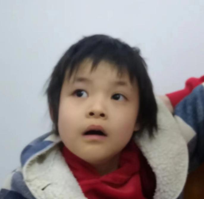 走失者照片 爸爸妈妈你们在哪儿？汕头10岁女生...