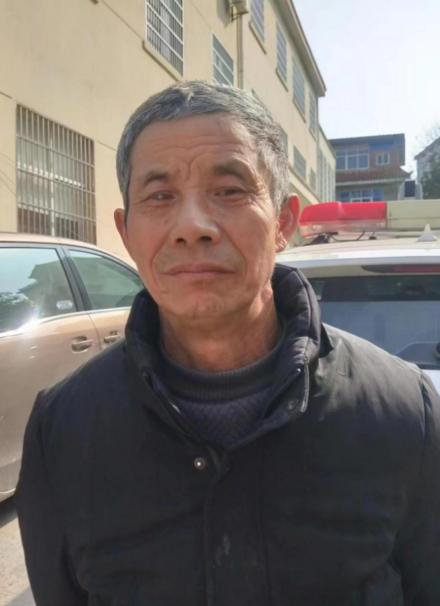 走失者照片 抚州寻亲：六旬老人被救助，自述叫胡...