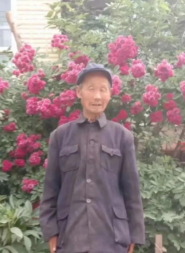 走失者照片 定西急寻：七旬老人赶庙会失联，穿黑...