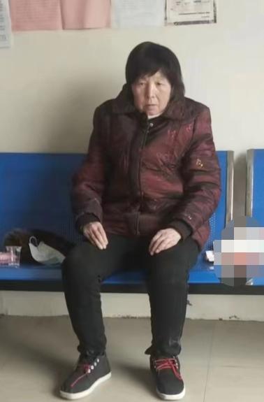走失者照片 紧急寻人：菏泽五旬女子走失患小脑萎...