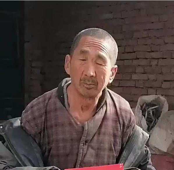走失者照片 安阳寻人：六旬老人失联，高1米68