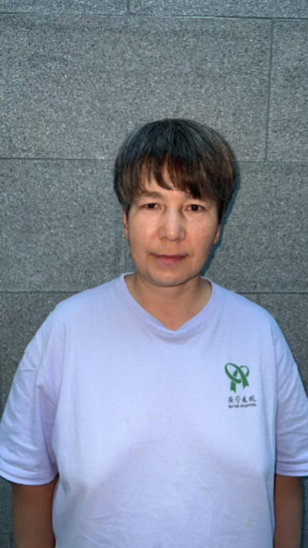 走失者照片 乌鲁木齐寻亲：五旬女子被救助，自述...