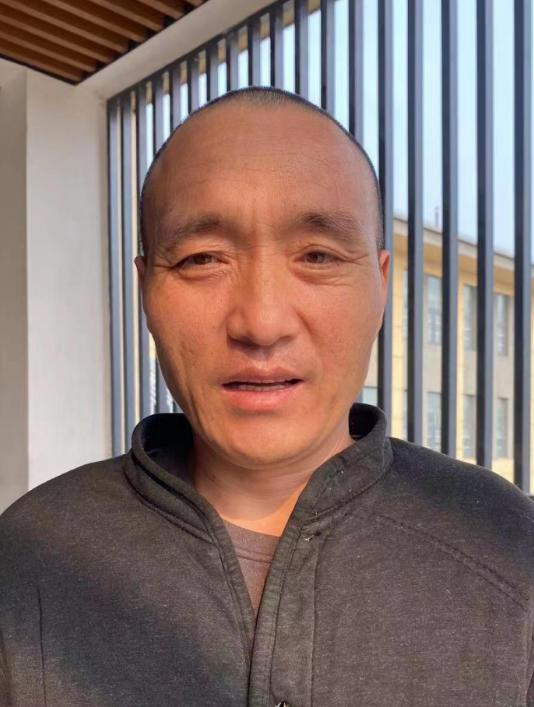 走失者照片 临沂寻亲：中年男子被救助，高约1米...