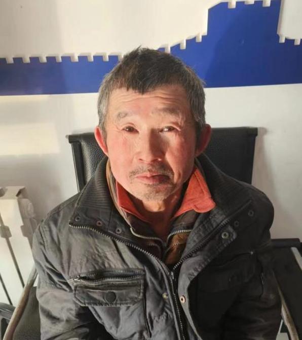 走失者照片 北京寻亲！六旬老人被救助，花白头发...