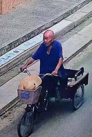 走失者照片 开封市寻人：八旬老人走失，穿蓝色短...