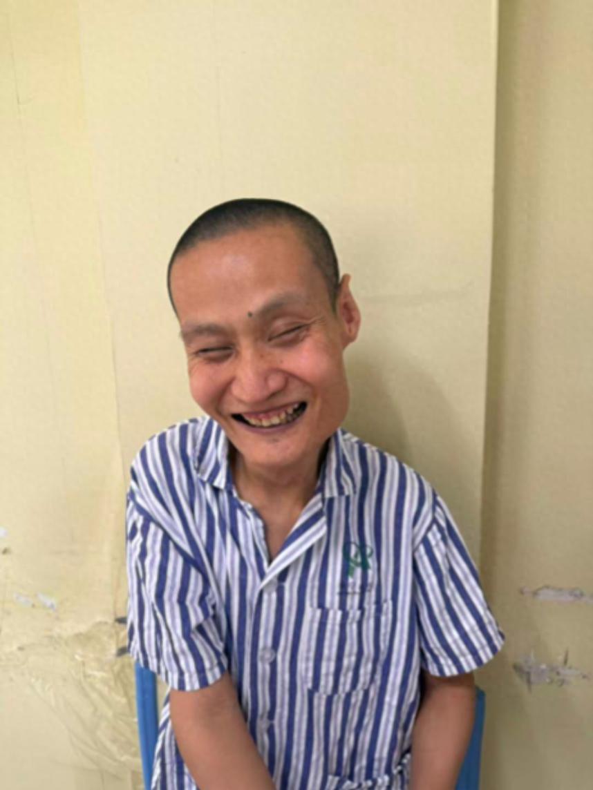 走失者照片 乌鲁木齐市寻亲：青年男子被救助，自...