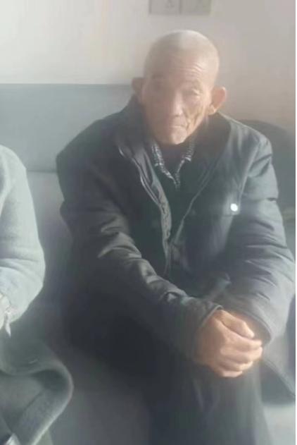 走失者照片 漳州急寻：七旬老人走失，穿黑色外套...