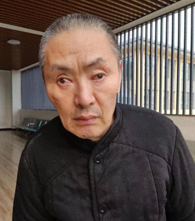 走失者照片 临沂寻亲：六旬老人被救助，高1米7...