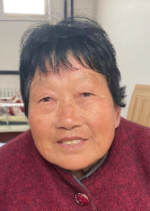 走失者照片 青岛寻亲：平度七旬老太被救助，穿红...