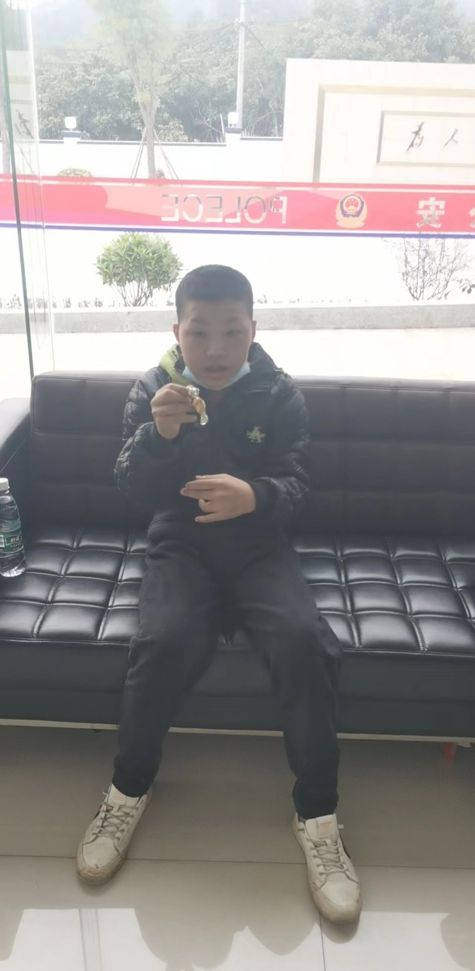走失者照片 急寻父母！泉州12岁男孩被救助，穿...