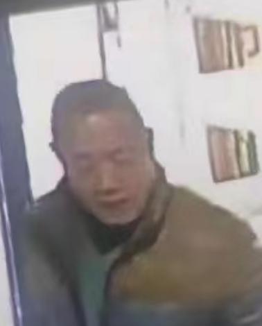 走失者照片 娄底寻人：冷水江六旬老人走失，穿黄...