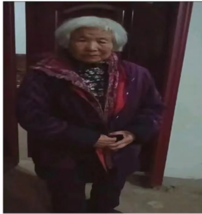 走失者照片 连云港急寻：七旬老太走失，患智力障...