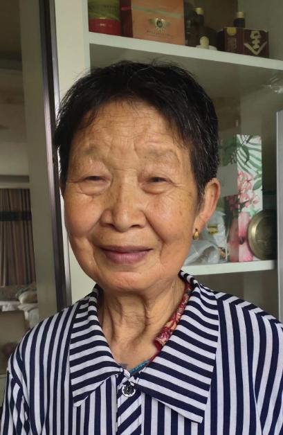 走失者照片 汉中寻人：七旬老太失联，穿红色外套...