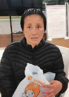 走失者照片 武汉寻亲：中年女子被救助，偏瘦，穿...
