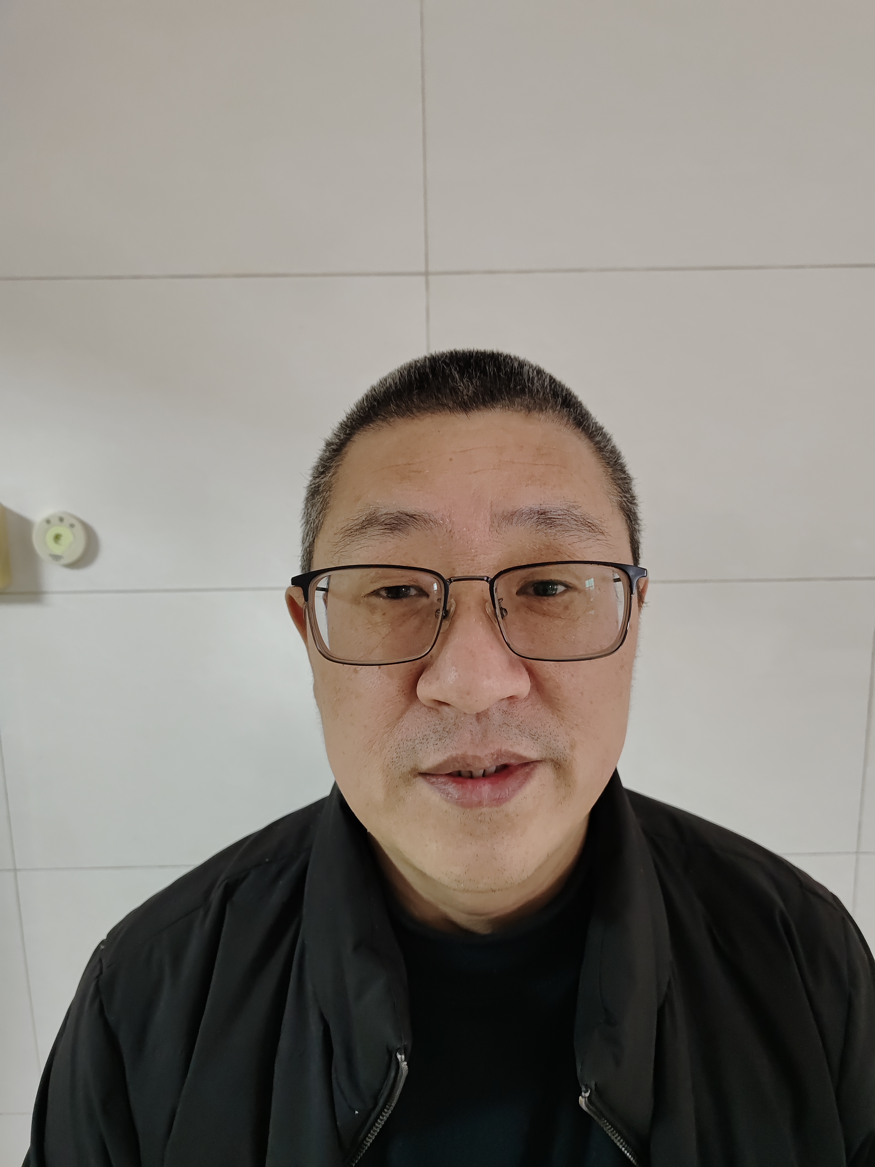 走失者照片 宜昌寻亲：中年男子被救助，自述曾在...