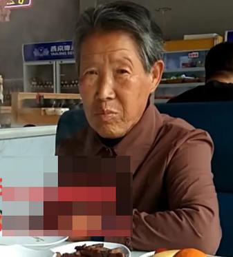 走失者照片 保定急寻：七旬老太走失，患精神障碍...