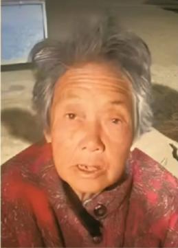 走失者照片 商丘寻人：永城七旬老太走失，穿红色...