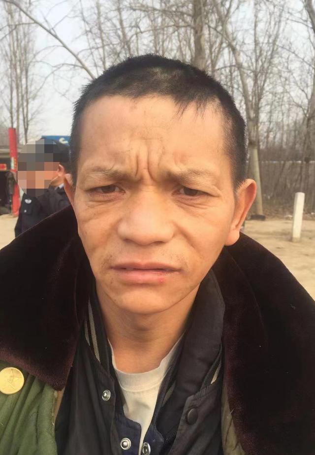 走失者照片 聊城寻亲：中年男子被救助，穿军绿色...