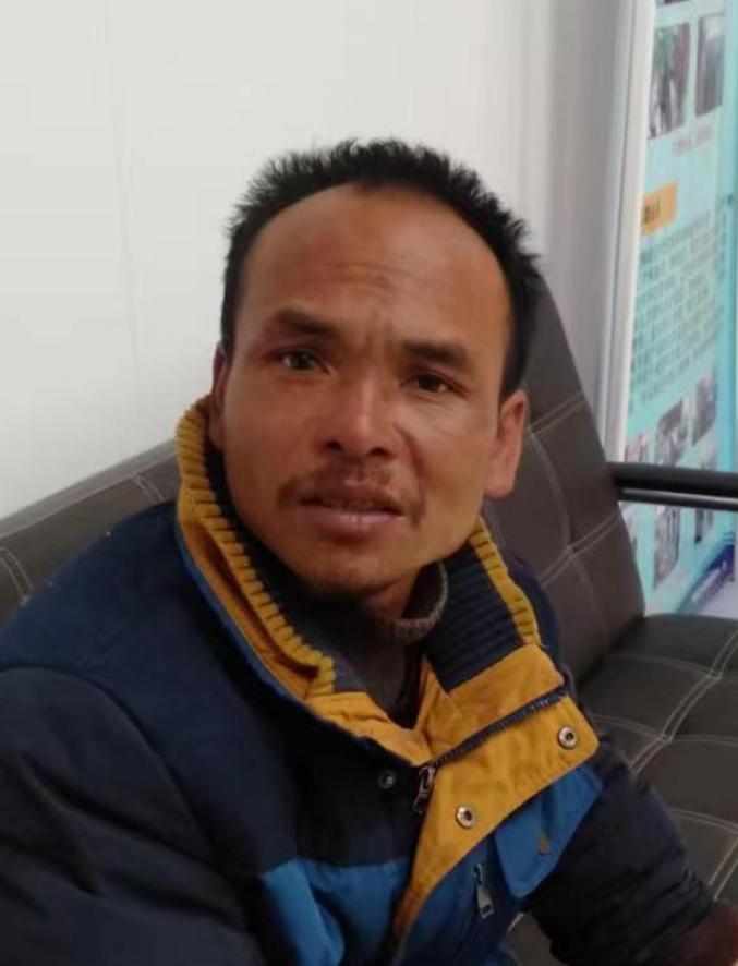 走失者照片 荆门寻亲：钟祥中年男子被救助，穿黄...
