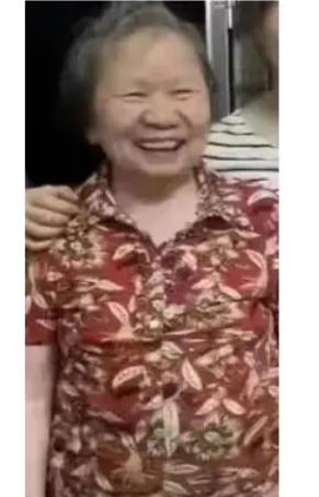 走失者照片 河源市急寻：七旬老太失联，穿橘色马...