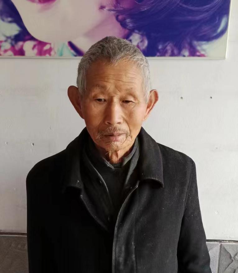 走失者照片 宿州八旬老人走失，戴灰色针织帽，穿...