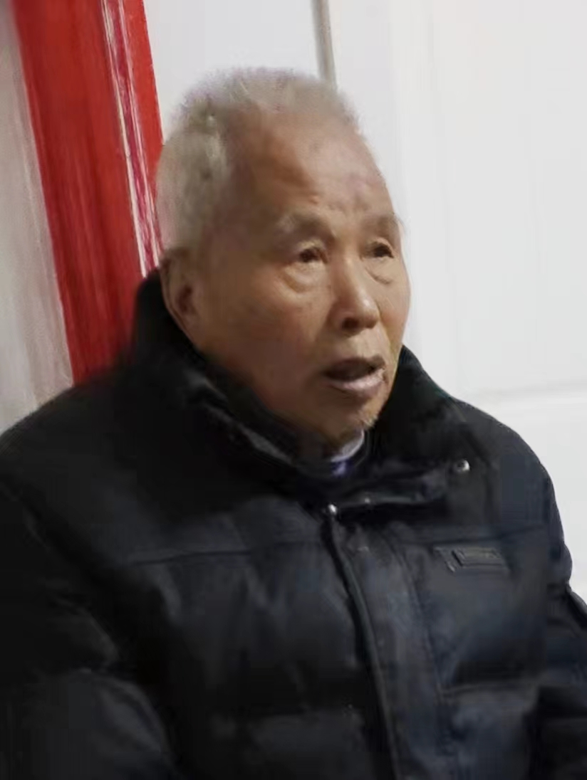 走失者照片 信阳急寻：八旬老人走失，穿深蓝色棉...
