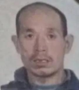 走失者照片 西安急寻：六旬老人失联，穿蓝色中山...