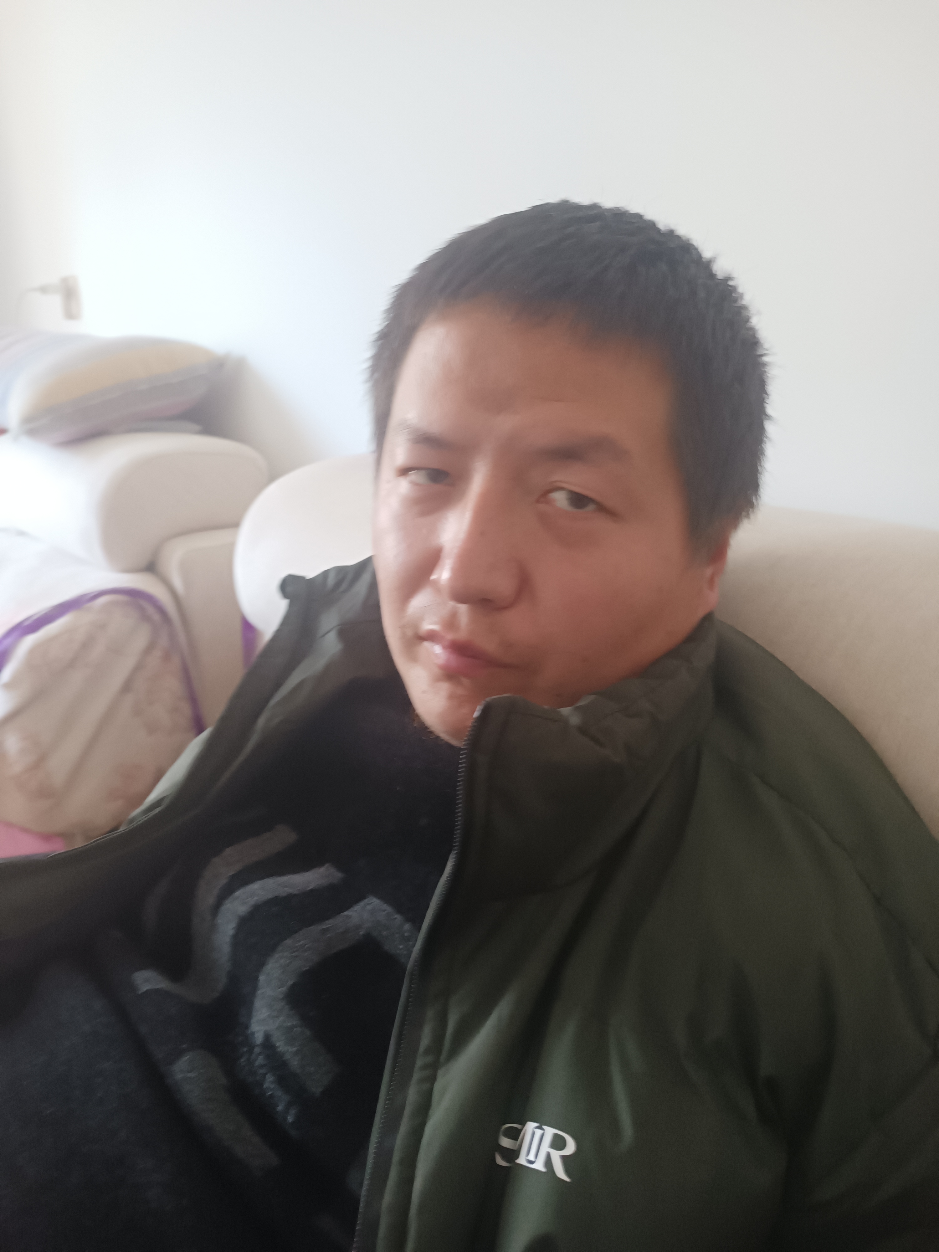 走失者照片 延安急寻！青年男子走失，患抑郁症，...