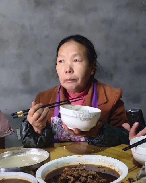 走失者照片 内江急寻：五旬女子走失，患精神障碍...