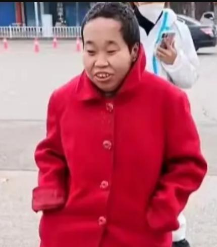走失者照片 临汾急寻：中年女子走失，智力异常，...