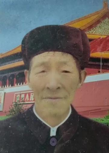 走失者照片 遵义急寻！六旬老人失联，戴黑色毛线...