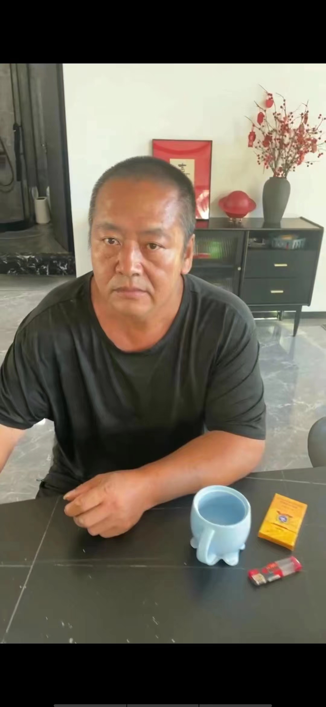 走失者照片 沈阳急寻：五旬男子走失，患小脑萎缩...