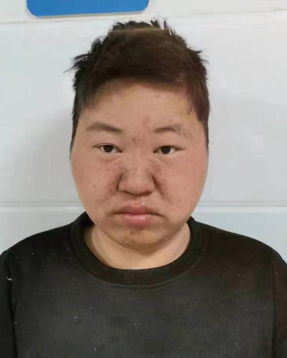 走失者照片 周口寻亲：中年女子被救助，穿黑色棉...