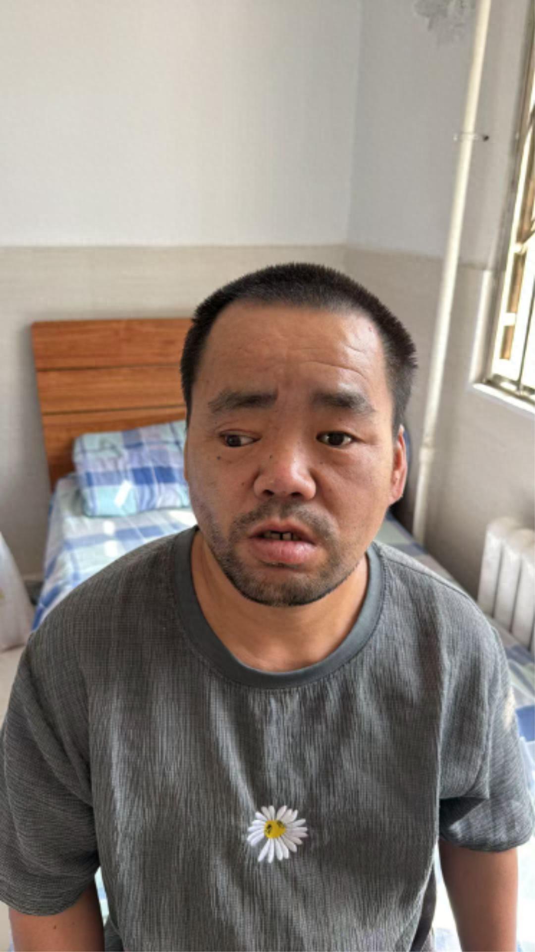 走失者照片 寻亲:中年男子在齐齐哈尔被救助,自...