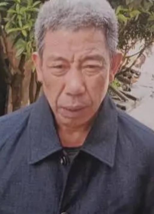 走失者照片 紧急寻人：贵阳六旬老人走失，穿浅灰...
