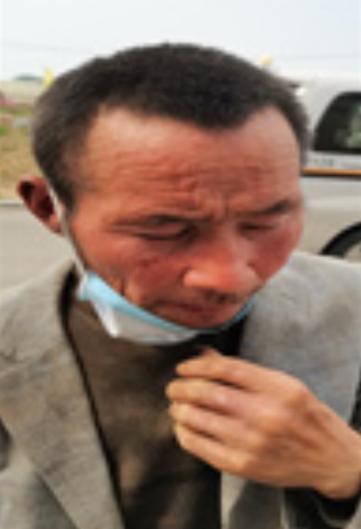 走失者照片 烟台龙口寻亲：六旬老人被救助，穿灰...
