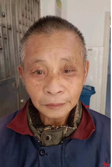 走失者照片 邵阳寻亲：六旬老人被救助，穿蓝色衣...