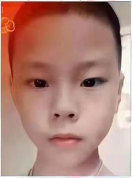 走失者照片 汕头急寻：12岁男孩失联，穿黄色T...